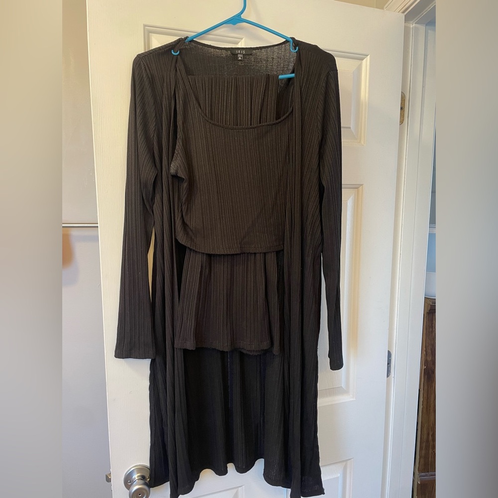 Iris Black 3 Piece Set